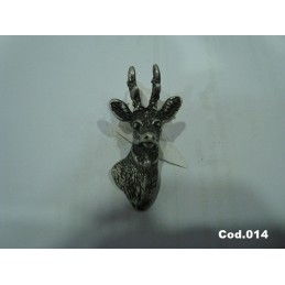 Vários Pins em metal com motivos de Caça